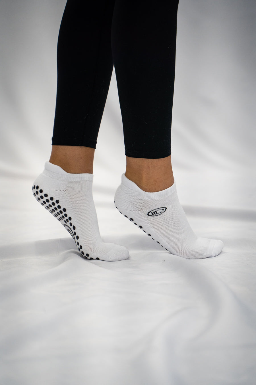 Classic Low-Cut Grip Socks